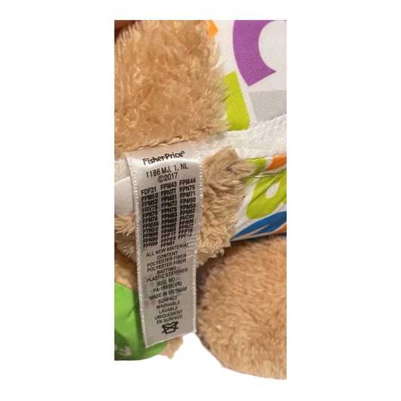 2017 FisherPrice Beige Plush Music Singing Animal Stuffed Toy Poppy, - Picture 7 of 7